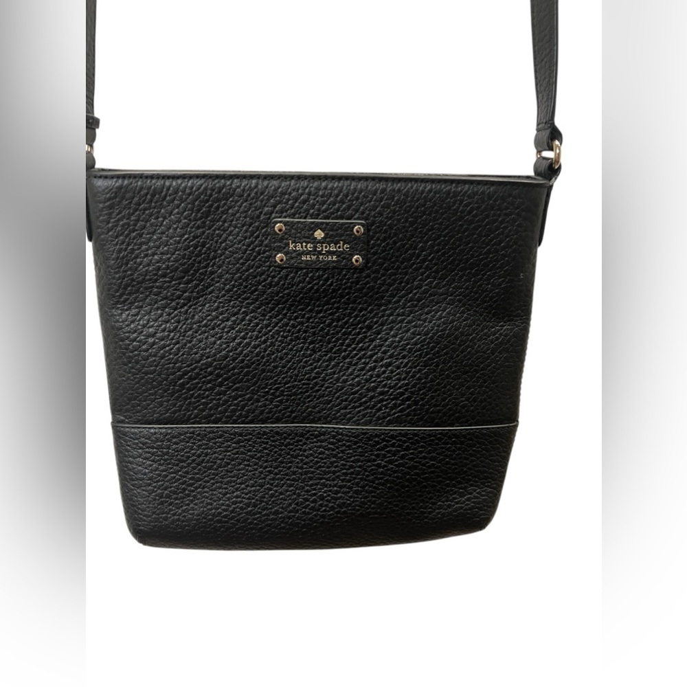 Kate Spade New York Southport Avenue Cora Crossbody Black Bag